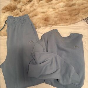 Alo Yoga Celestial Blue Cropped Crewneck and Joggers Set